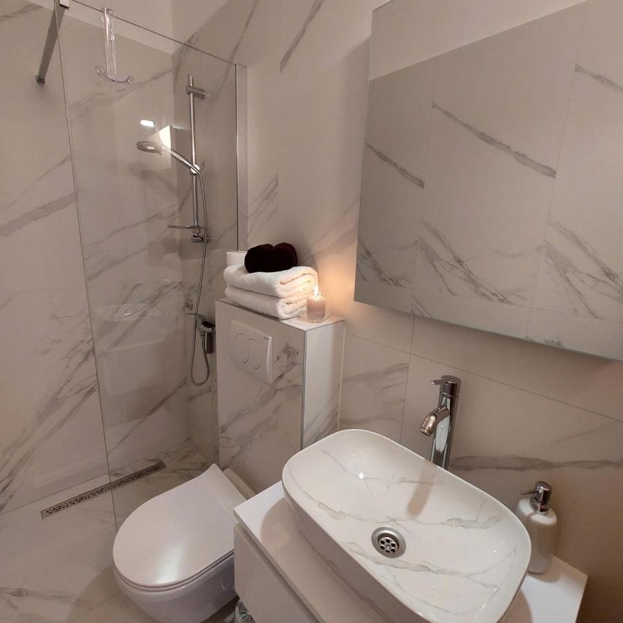 Apartments Leon 2 Banjol Ngoại thất bức ảnh